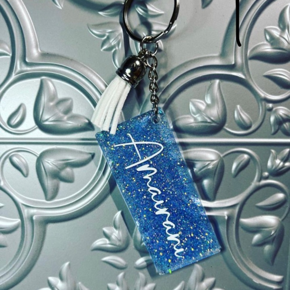 CUSTOM NAME KEYCHAINS😍😍💓